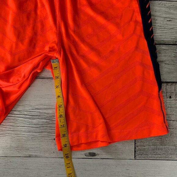 Under Armour Loose Fit HeatGear Athletic Shorts - Picture 8 of 11